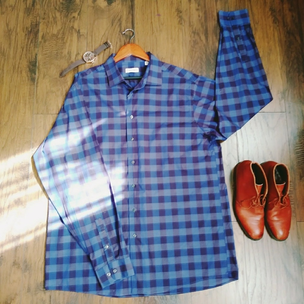 Calvin Klein button down - Picture 2 of 5